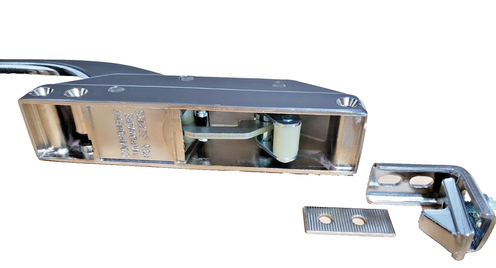 KASON 174-000004 Latch, STRIKE Curved Handle No Lock for CHG R35-1105 Series R35