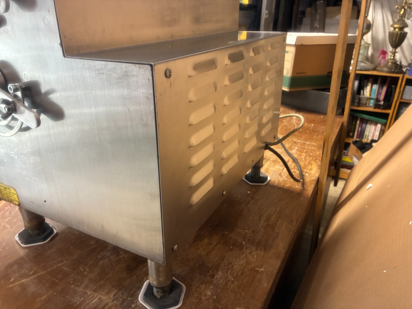 read all…..SOMERSET 20 INCH DOUGH SHEETER. WORKING BUT NEEDS SOME WORK