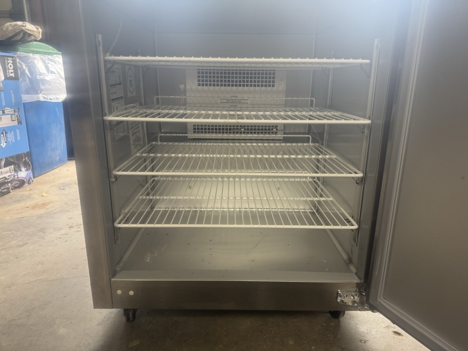 Traulsen UHT27-R Undercounter Refrigerator 1 Door Stainless Steel Commercial