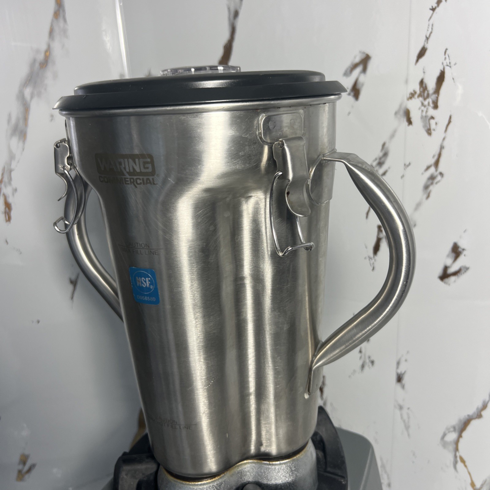 Waring CB 15 Heavy Duty One Gallon 3.75HP 3-Speed Commercial Blender
