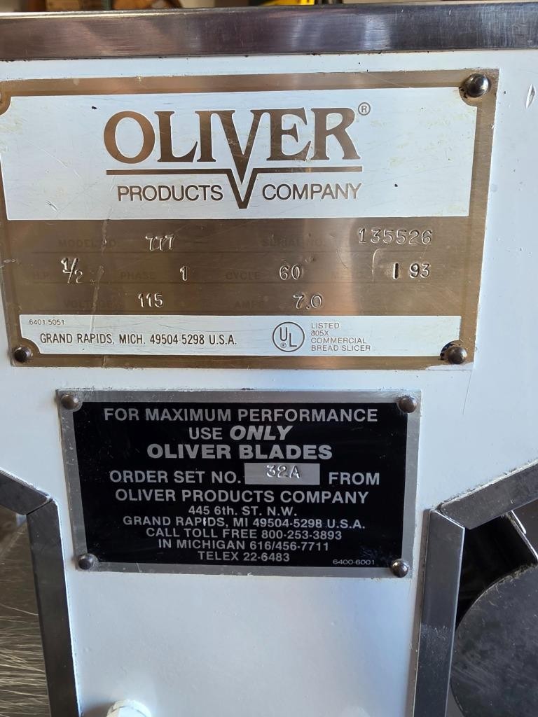 Oliver 777 Variety Bread Slicer 1/2″ Bakery Bread Loaf Slicer Excellent AAA cond