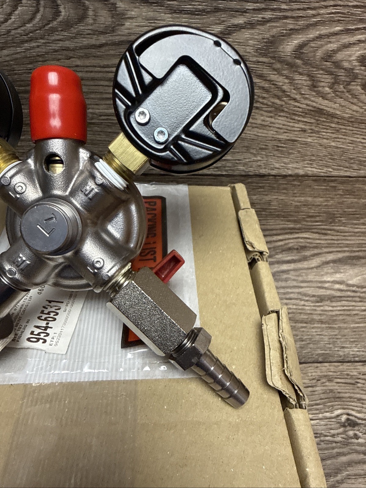 Micro Matic Premium Plus High Pressure Regulator Double Gauge Nitrogen 942BN-PP