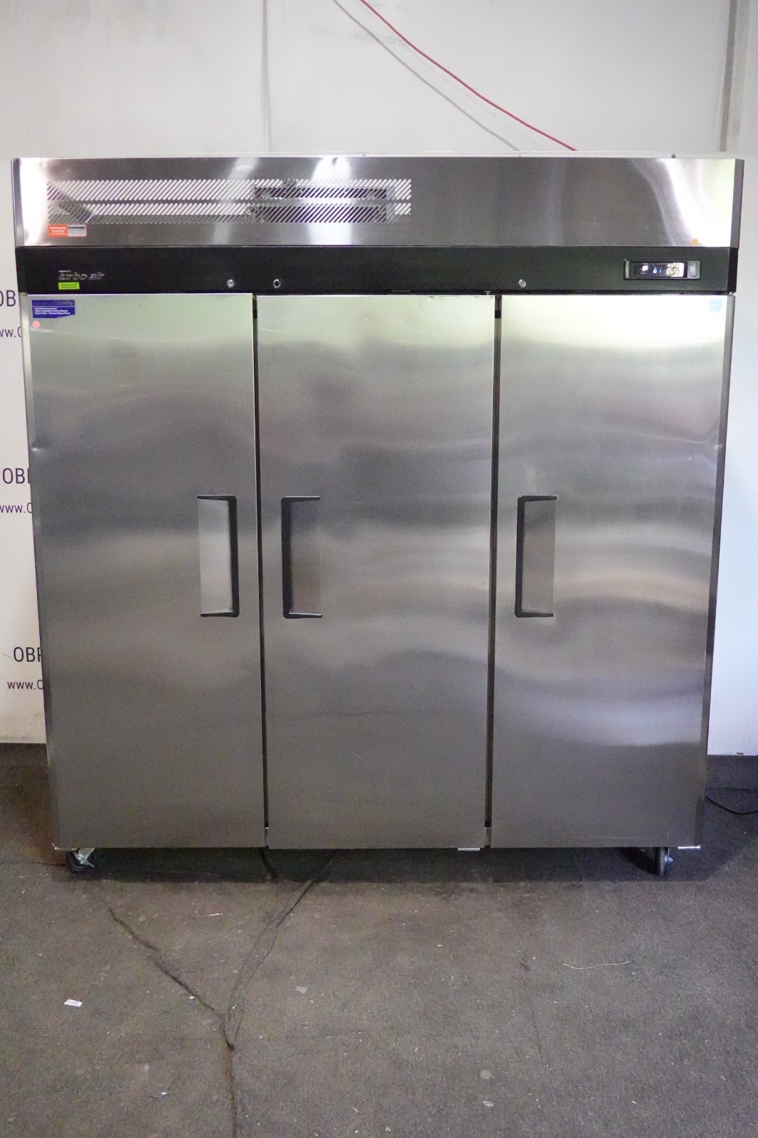 TURBO AIR 78” THREE SOLID DOOR REACH-IN REFRIGERATOR MODEL M3R72-3-N