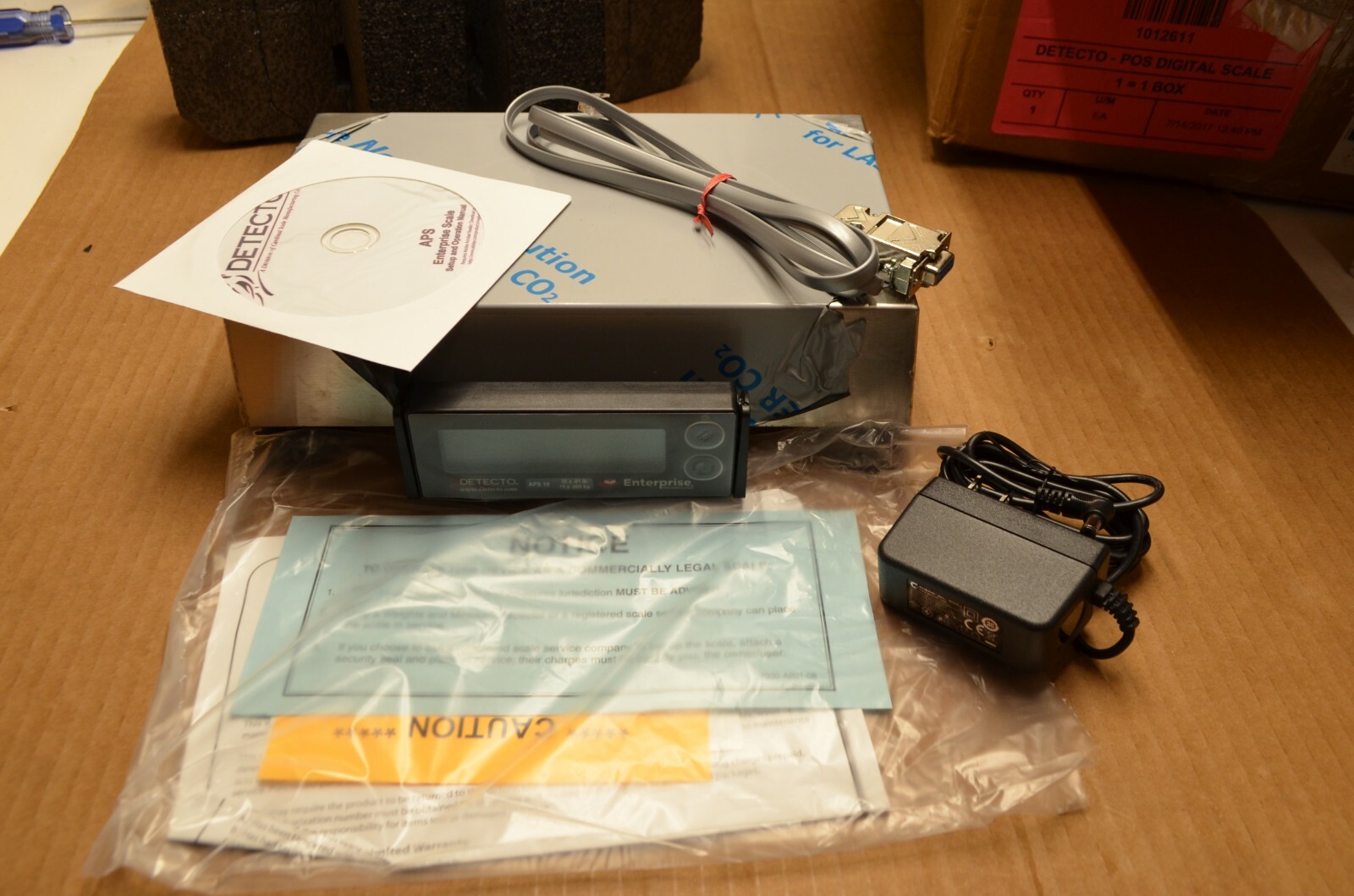 Cardinal Detecto APS10 Enterprise Logistics Scale 30 lbs/15 kg BRAND NEW