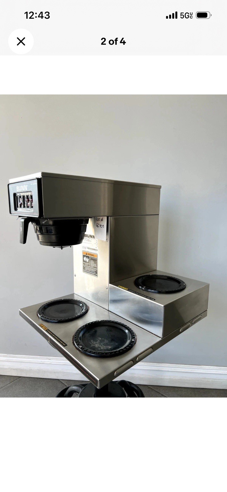 BUNN VP-17 Series Commercial Pourover Decanter Coffee Brewer, 3 Warmers