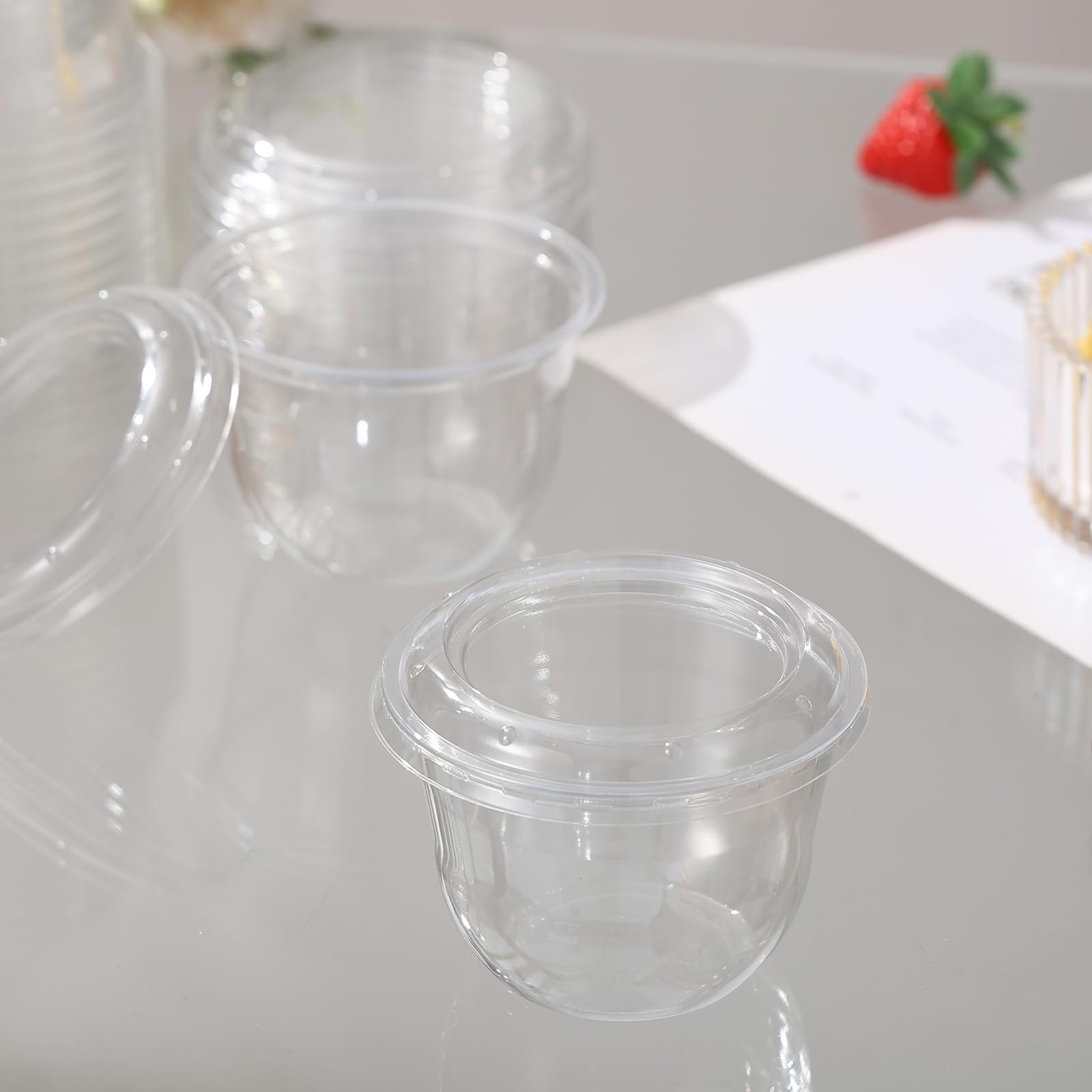 100 Pack 10 Oz Clear Stackable Disposable Plastic Cups with Flat Lids, 300ml …