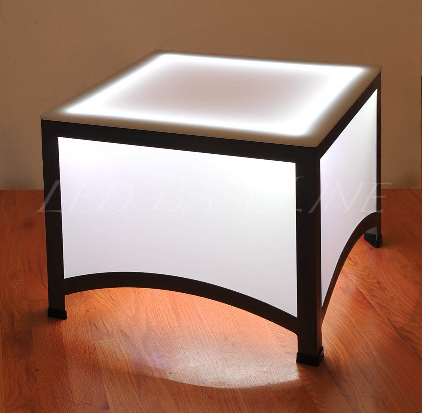 17.5″ LED END TABLE MODERN COLOR CHANGING