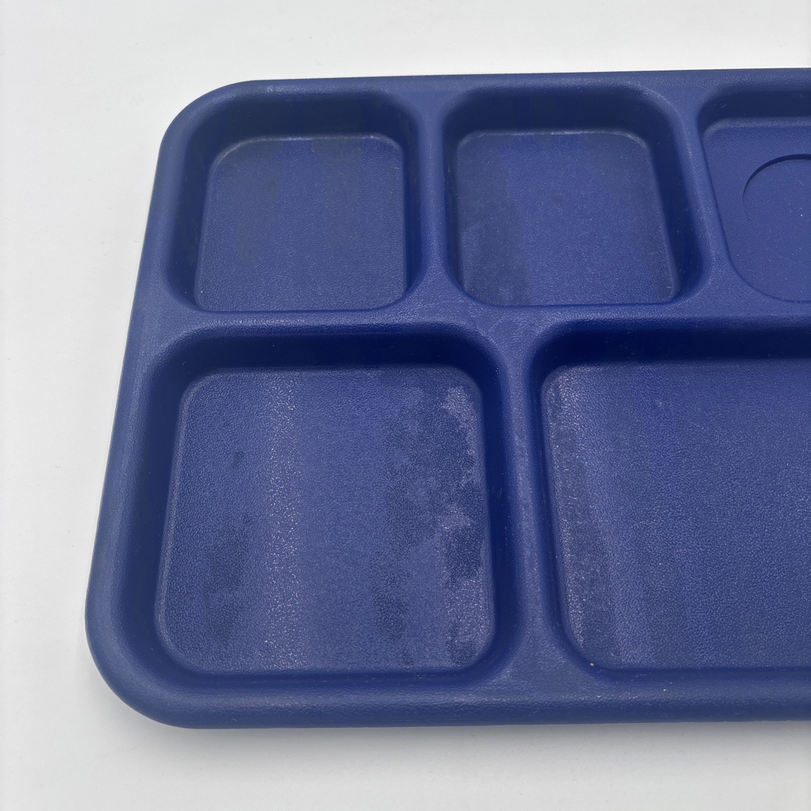 2 pcs Cambro Blue 6 Compartment Divided Food Tray Cafeteria School Lunch 10146CW