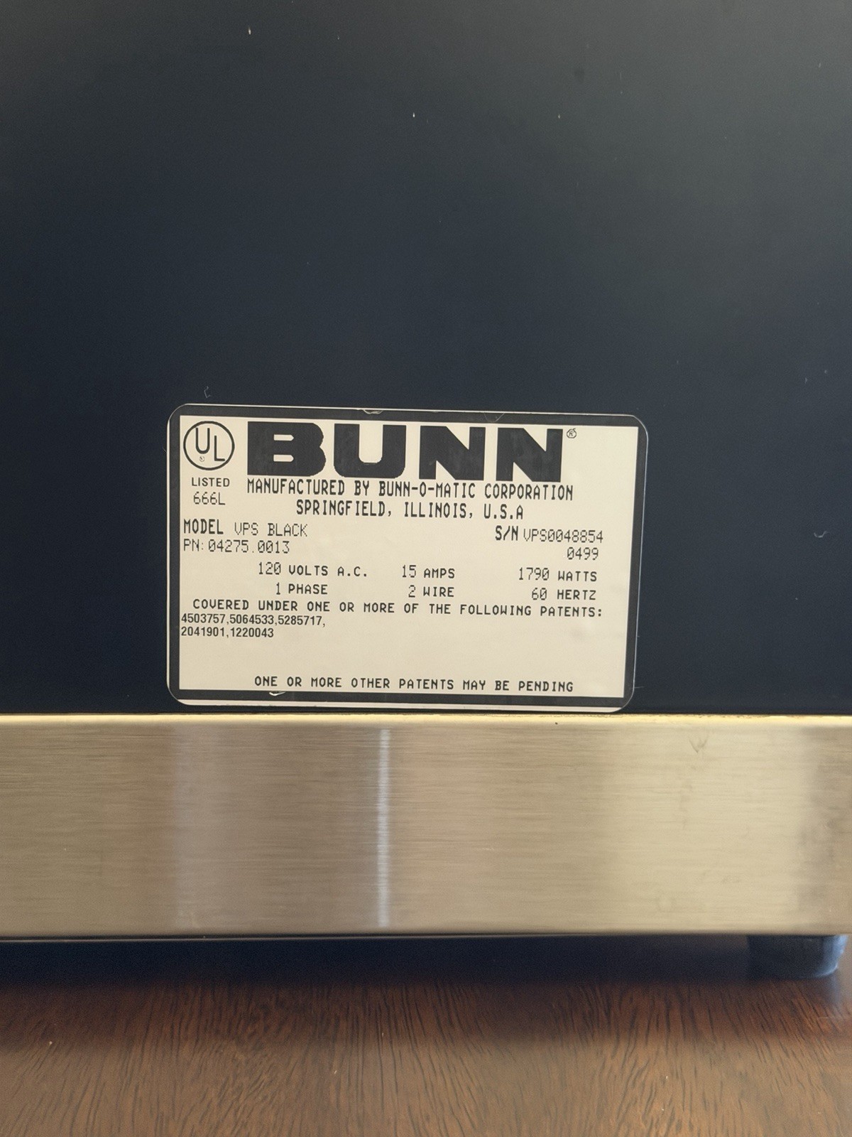 BUNN VPS 0048854 – 12 Cup Pourover Commercial Coffee Maker – 3 Warming Stations.