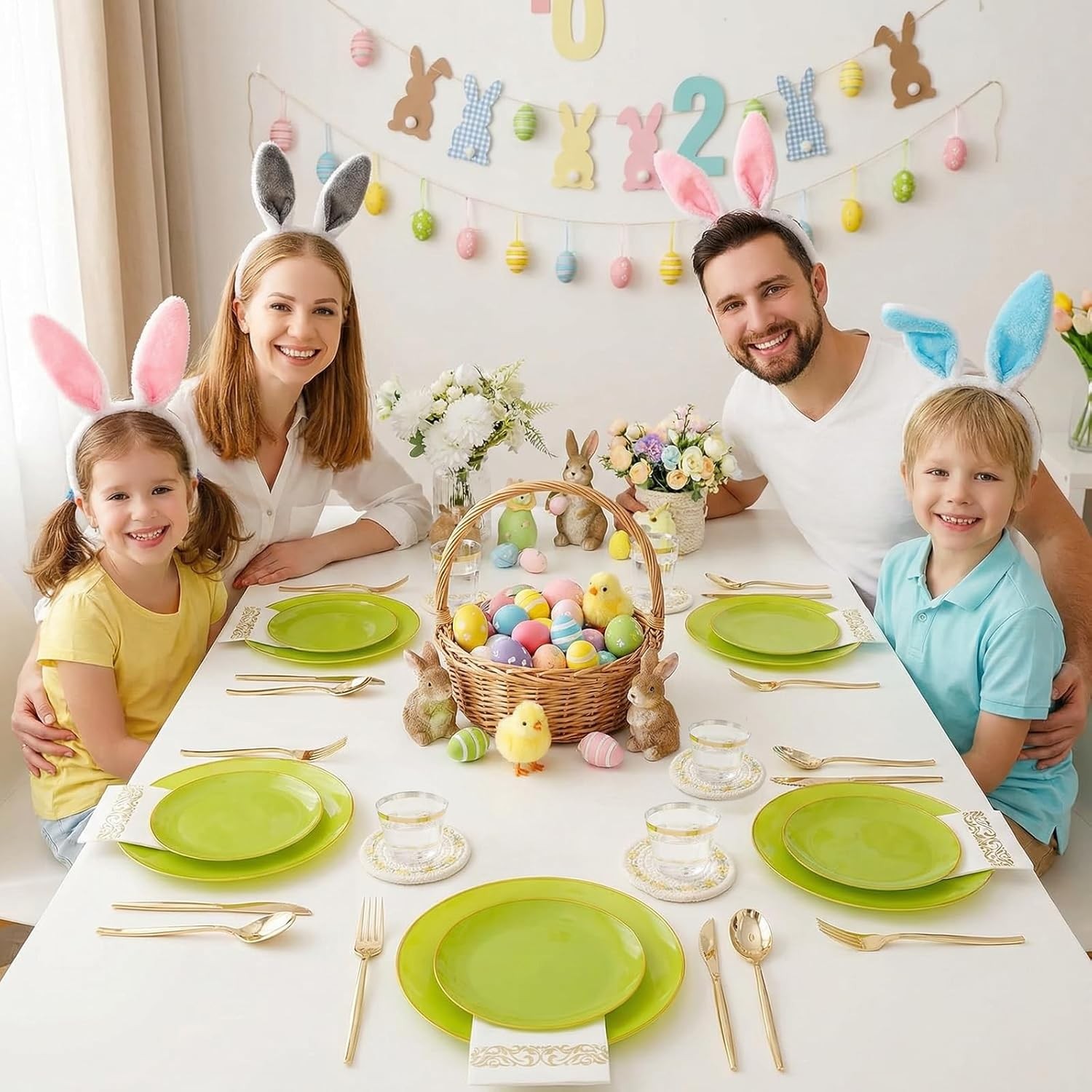 MirthMood 210pcs Green Plastic Plates,Disposable Green Gold Party Plates,Include