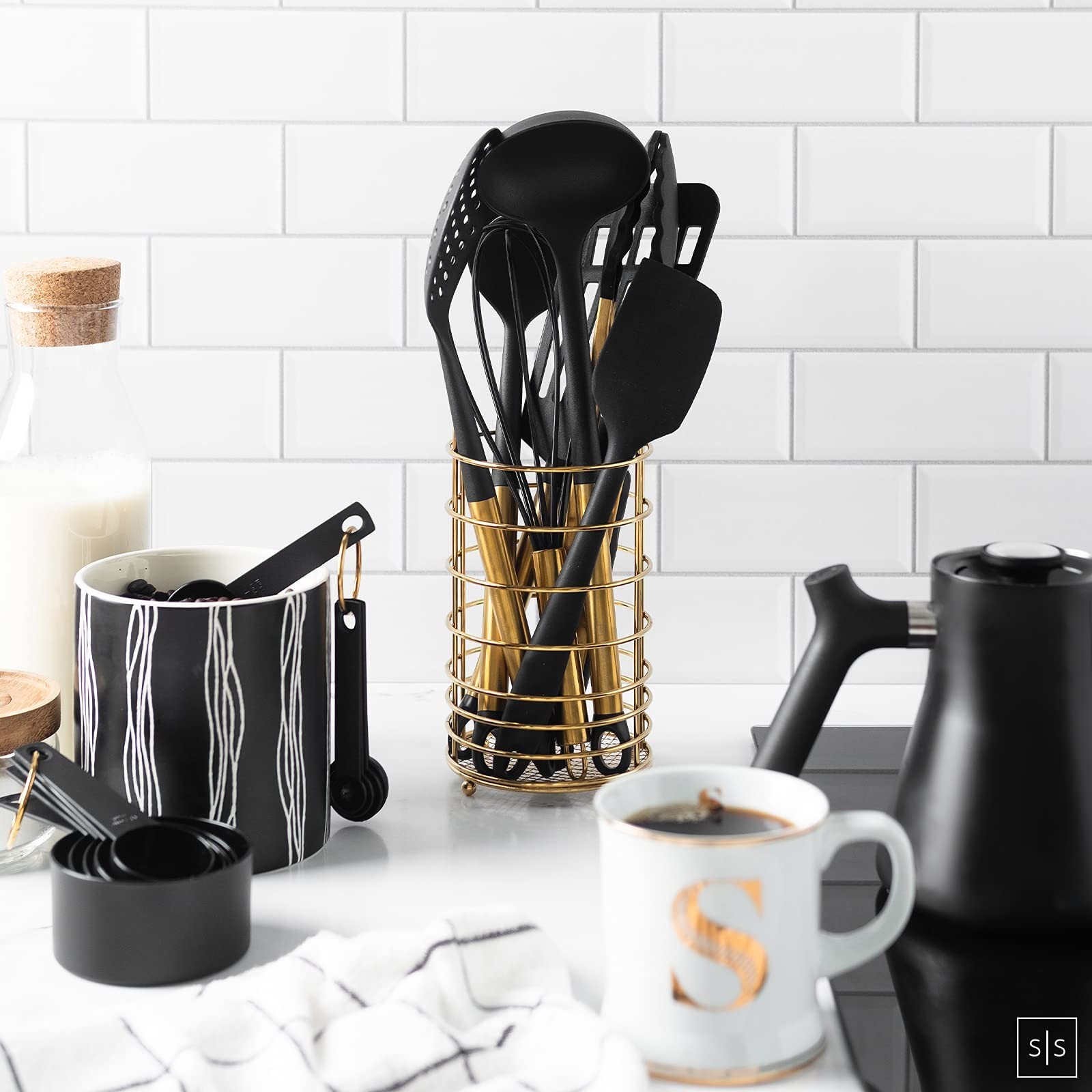 Black and Gold Kitchen Utensil Set – 10 Piece Cooking Tools