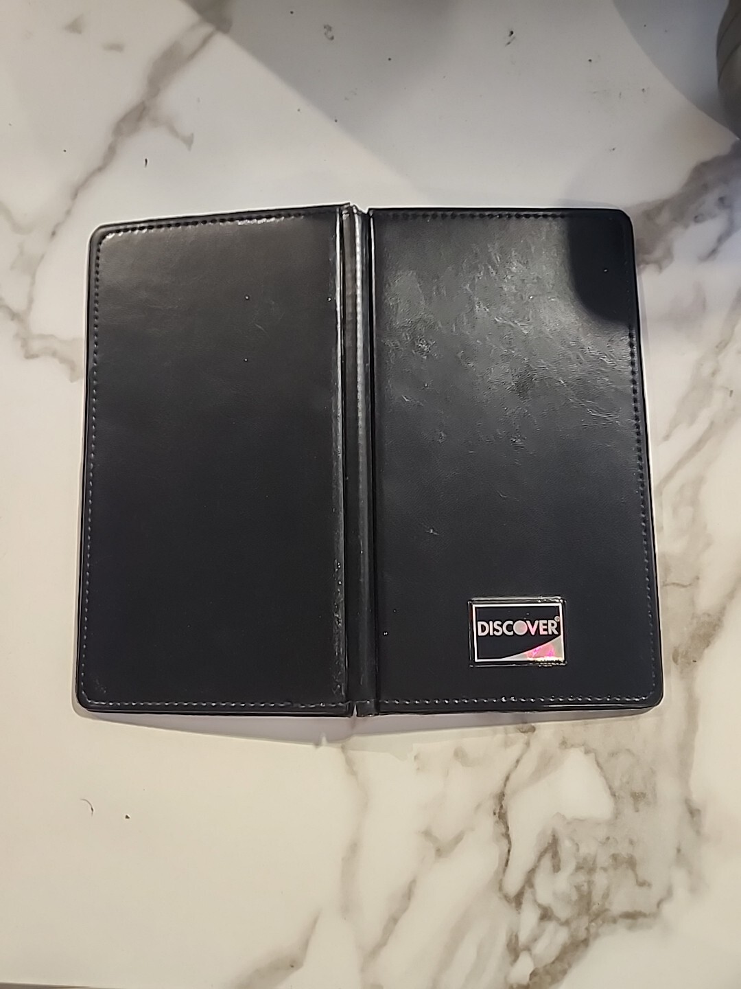 DISCOVER CHECK PRESENTER SERVER waiter waitress BOOK RESTAURANT w/ Card Holder