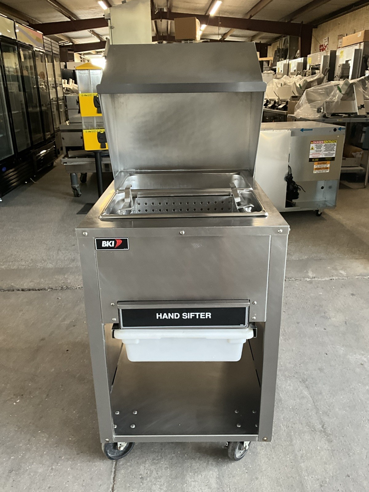 BKI breading station BT-24M Marinate Basket & Sifter Drawer Fried Chicken Fish