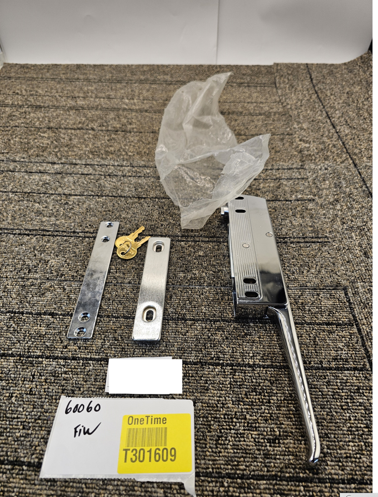 Component Hardware Group R25 Series Magnetic Latch Handle Steel Chrome