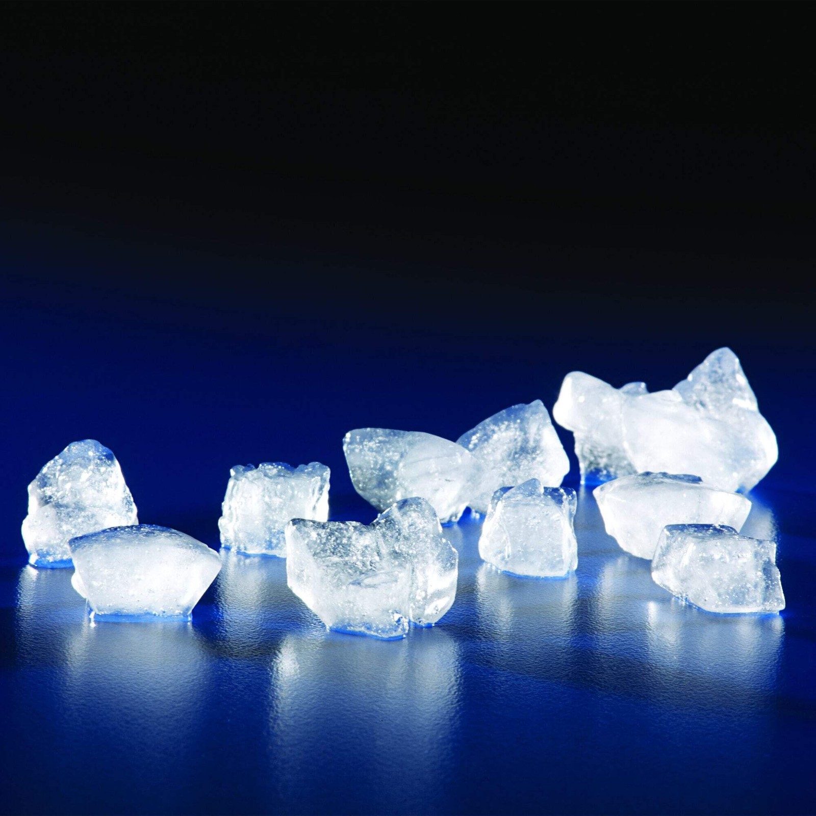 Manitowoc Ice 20″ Undercounter Air Cooled Nugget Ice Machine – 220 lb.