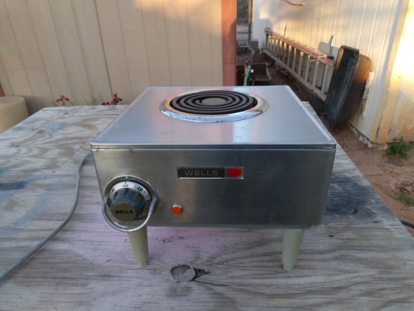 Wells H-33 Commercial NSF Countertop Electric Single Burner Hotplate WORKS