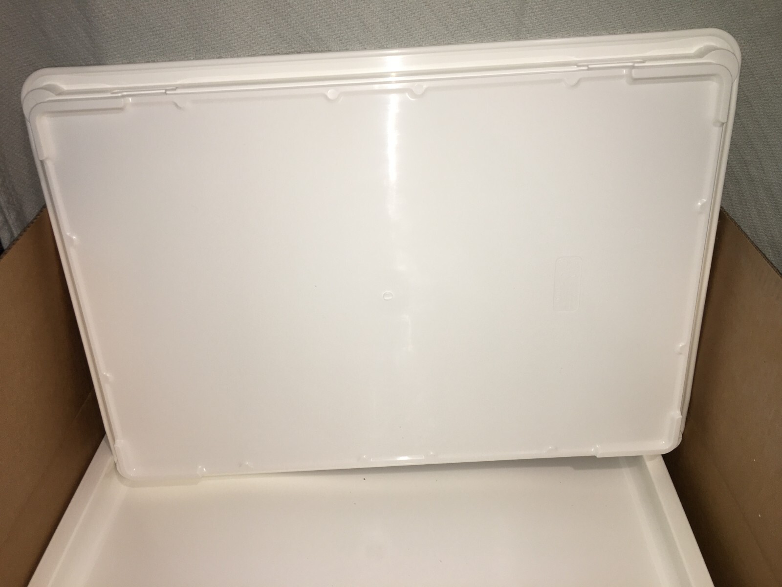 LOT OF «FIVE» Cambro DBC1826CW148 White 18″ x 26″ Pizza Dough Box Cover LIDS