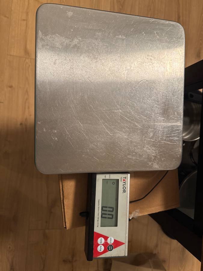 Gently Used Taylor TE150 Receiving Scale 150 Lb Capacity