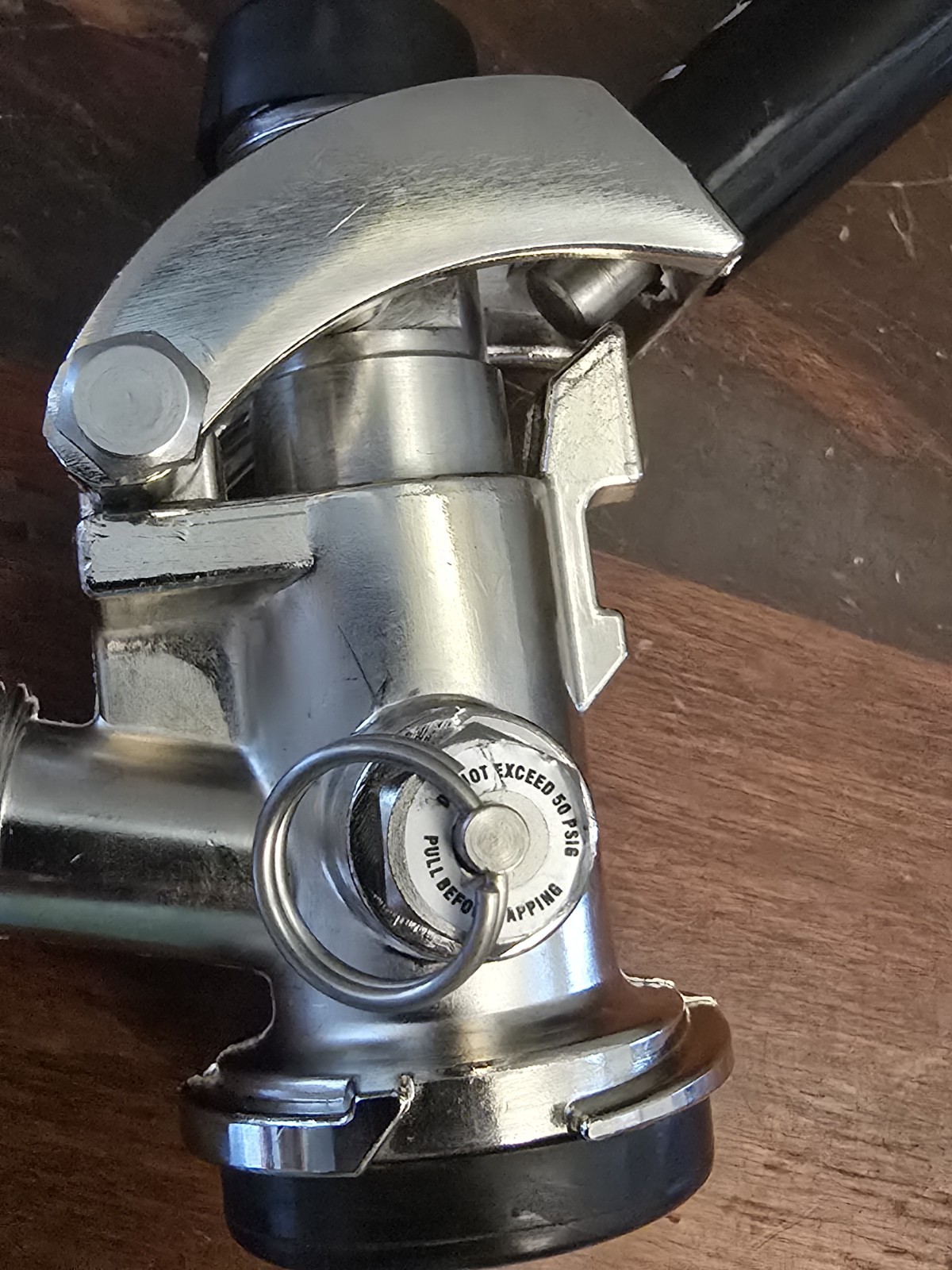 Single Tap Kegerator Keg Coupler