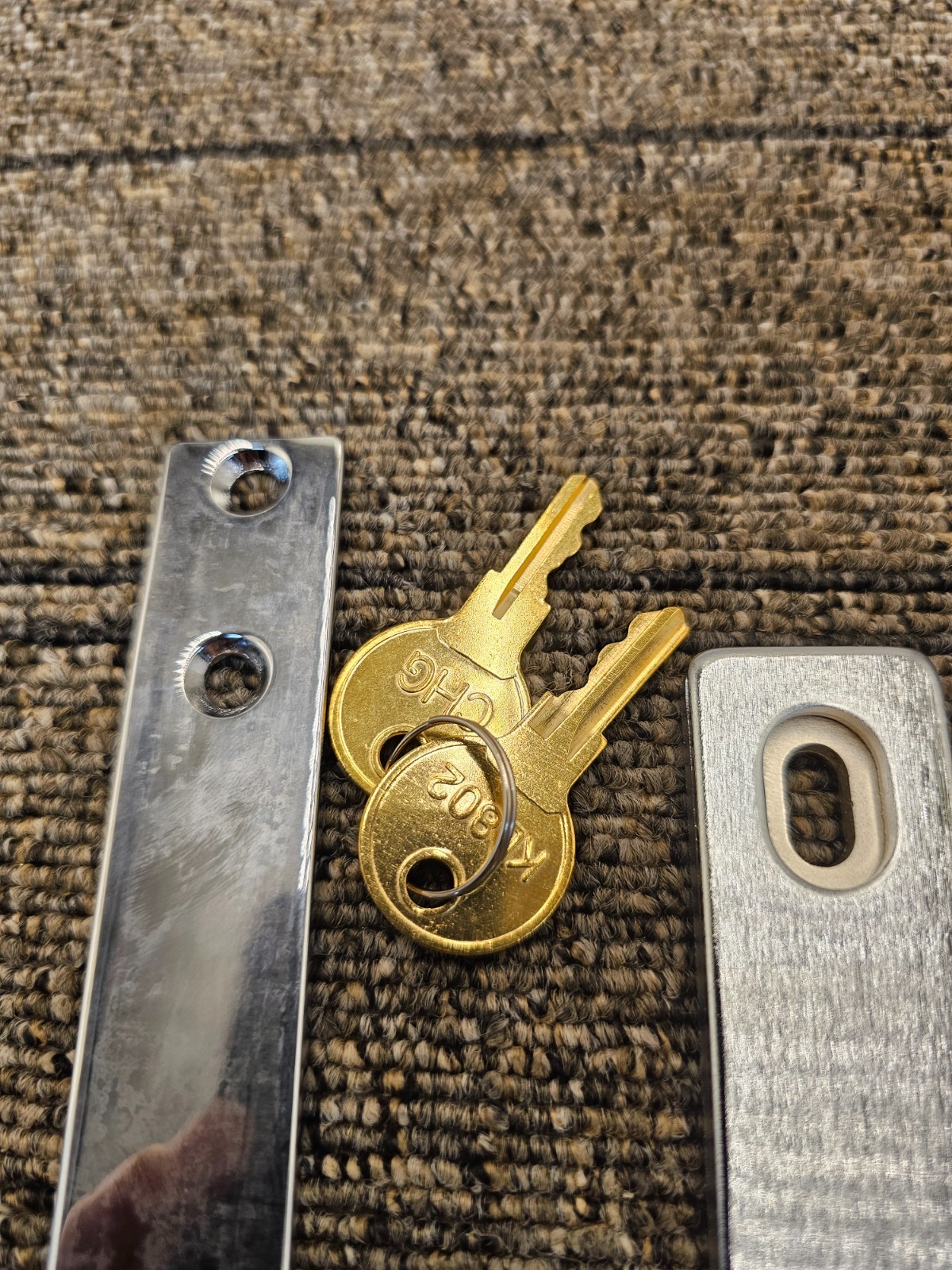 Component Hardware Group R25 Series Magnetic Latch Handle Steel Chrome