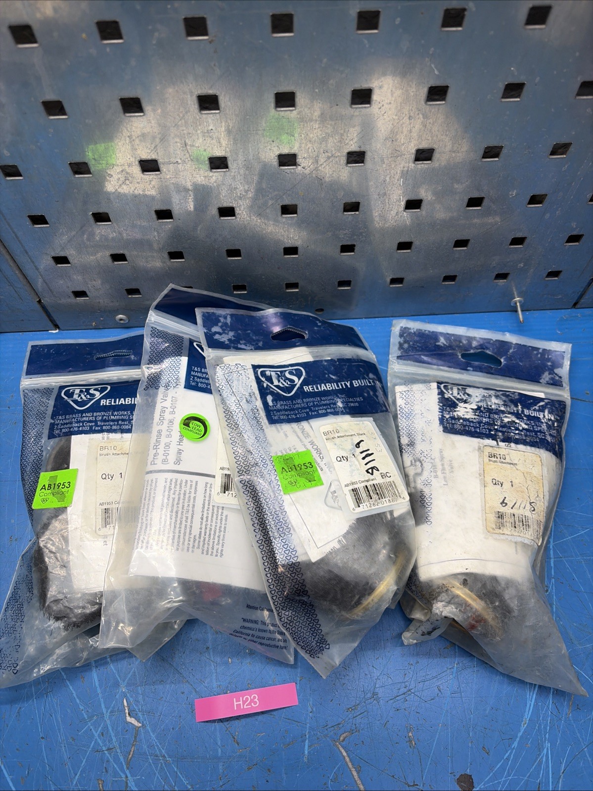 (4) T&S Brass BR10 Brush Attachment, Black Fast Shipping! + Warranty