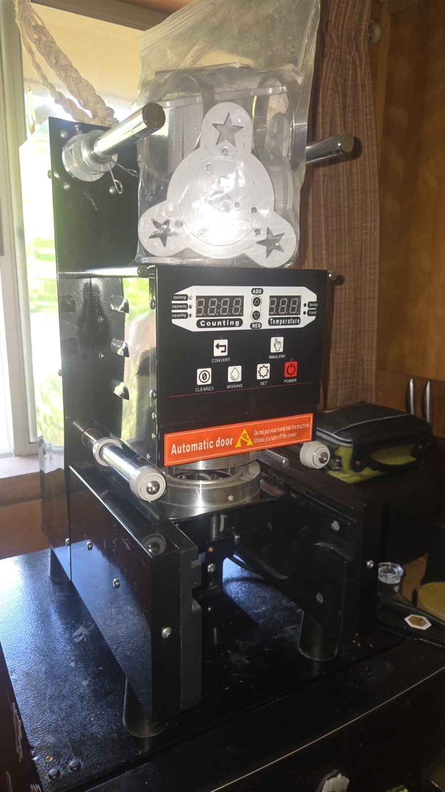 VEVOR BM-906 Automatic Cup Sealing Machine 95mm Bubble Tea Sealer