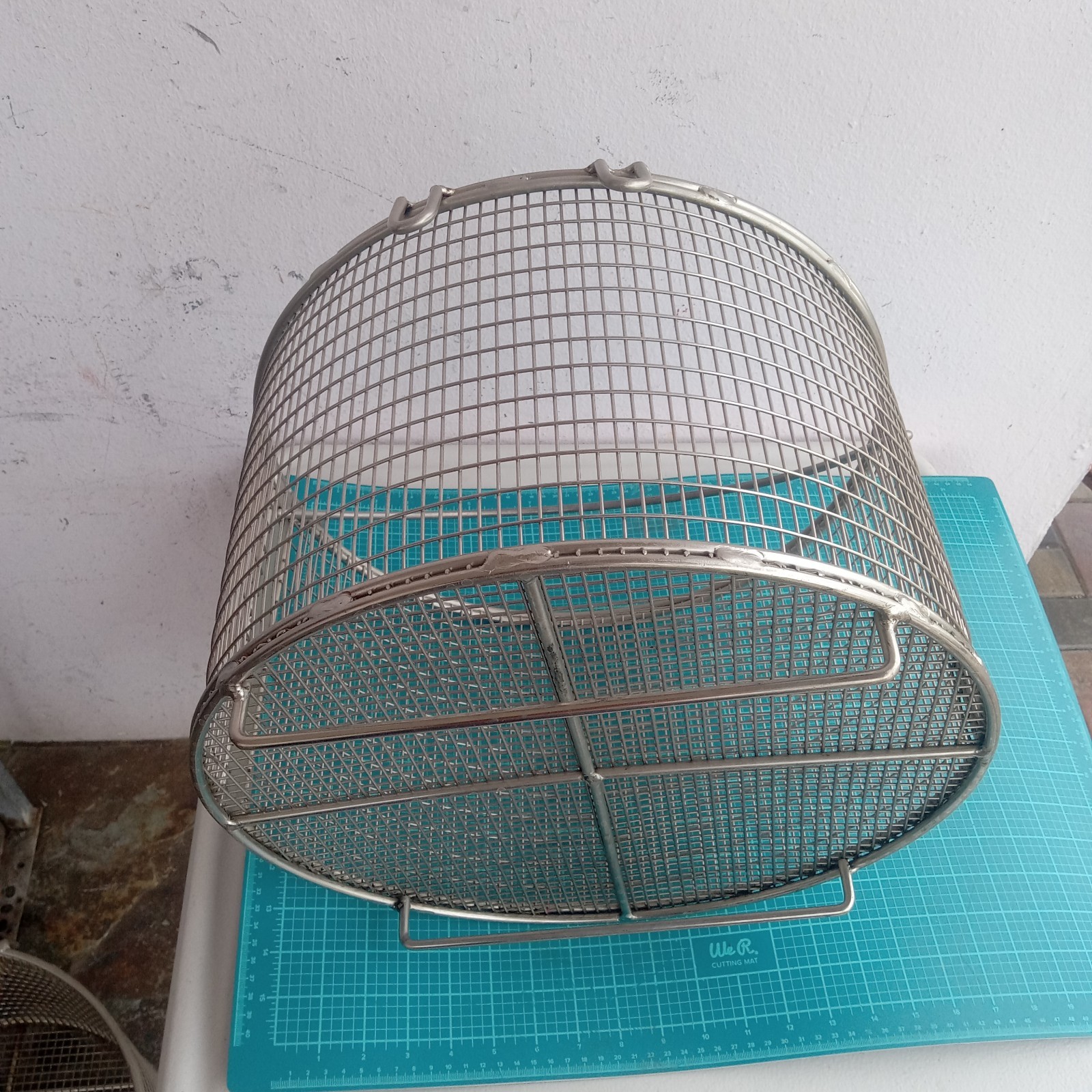 Big Fryer Round Basket – Size 15x15x9 Inches «Weighs 7 Pounds»