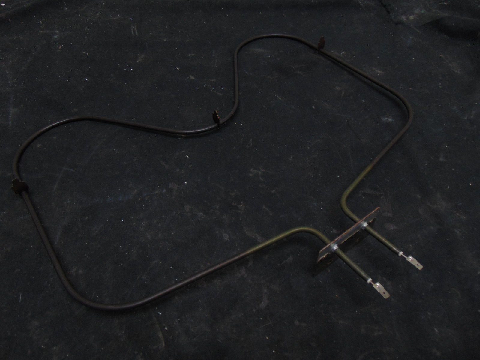 Amana Electric Range AER6303MFS0 Bake Element W11182108