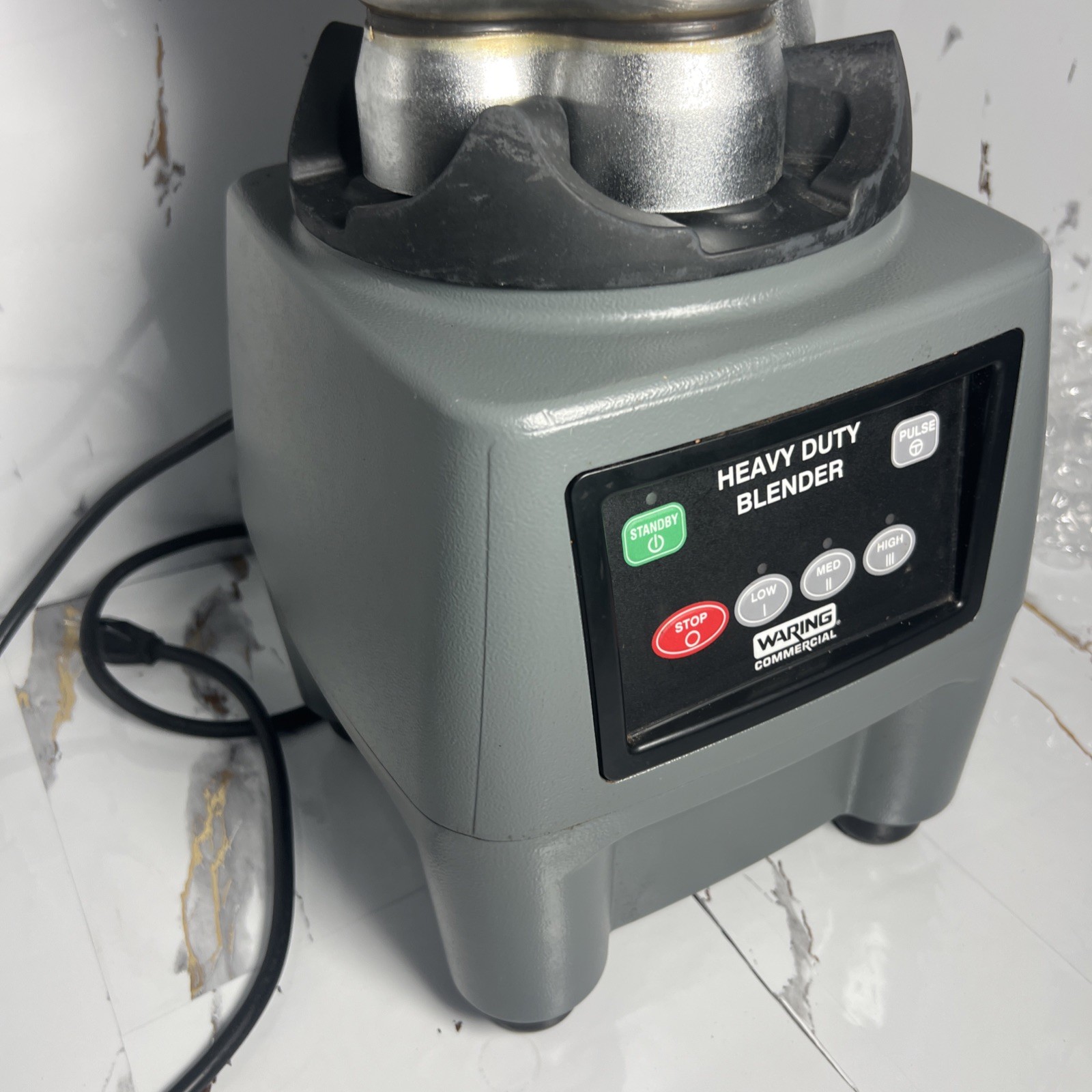 Waring CB 15 Heavy Duty One Gallon 3.75HP 3-Speed Commercial Blender