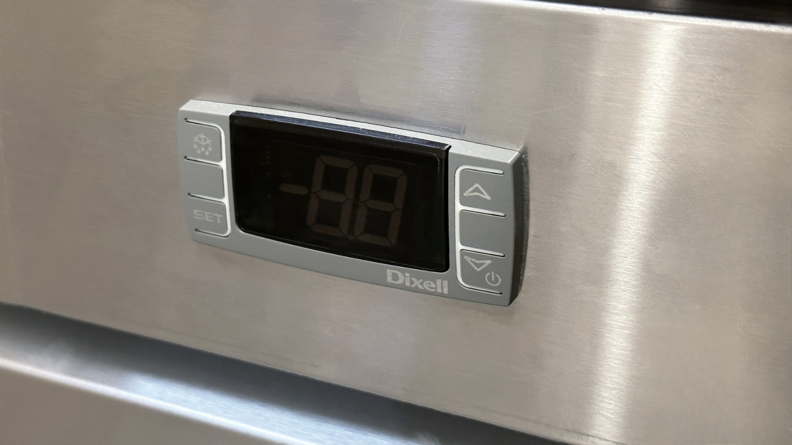 Commercial Reach-In Refrigerator Solid Door 27″ Stainless Steel Restaurant