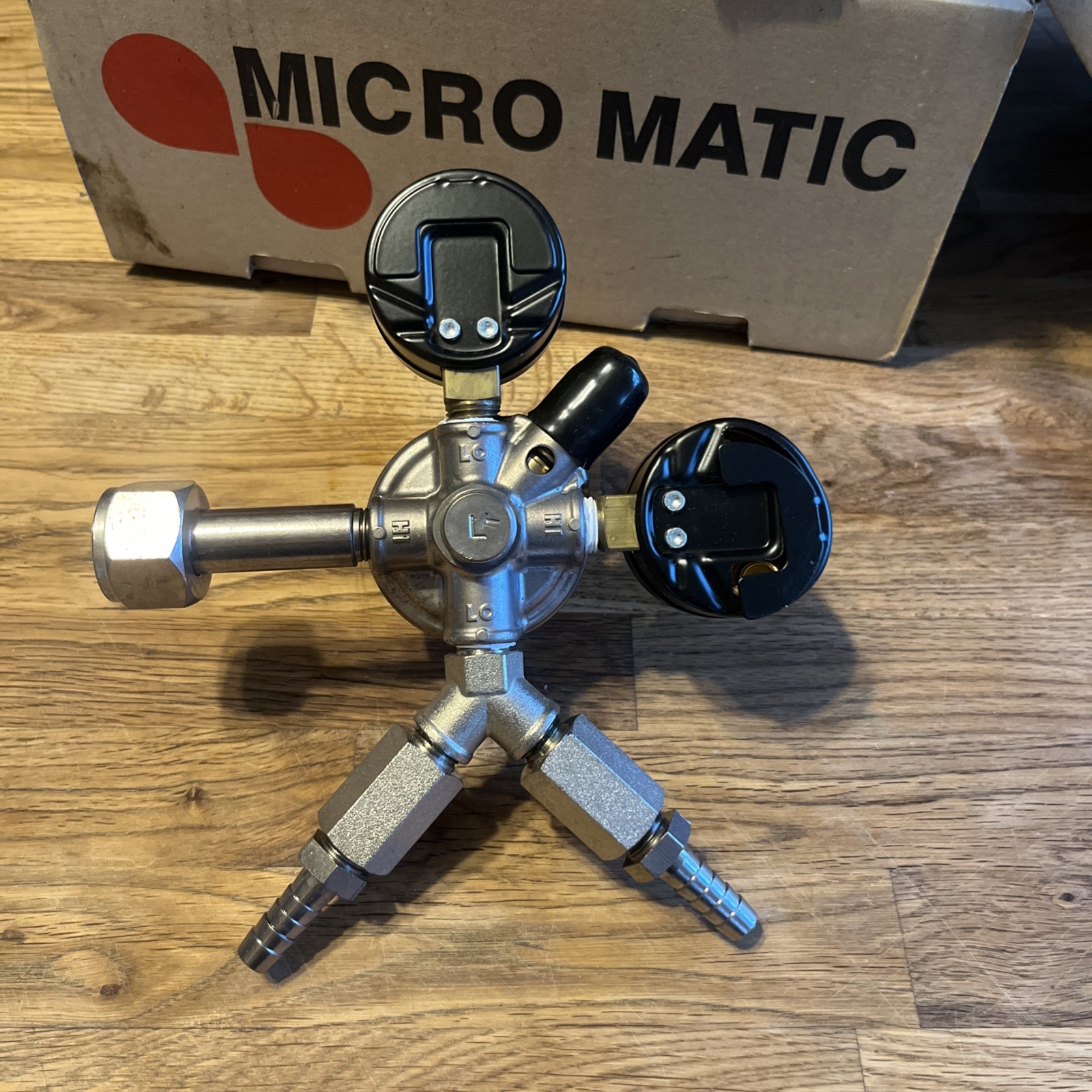 Micro Matic Premium Plus Dual Gauge CO2 Regulator with 2 shutoffs