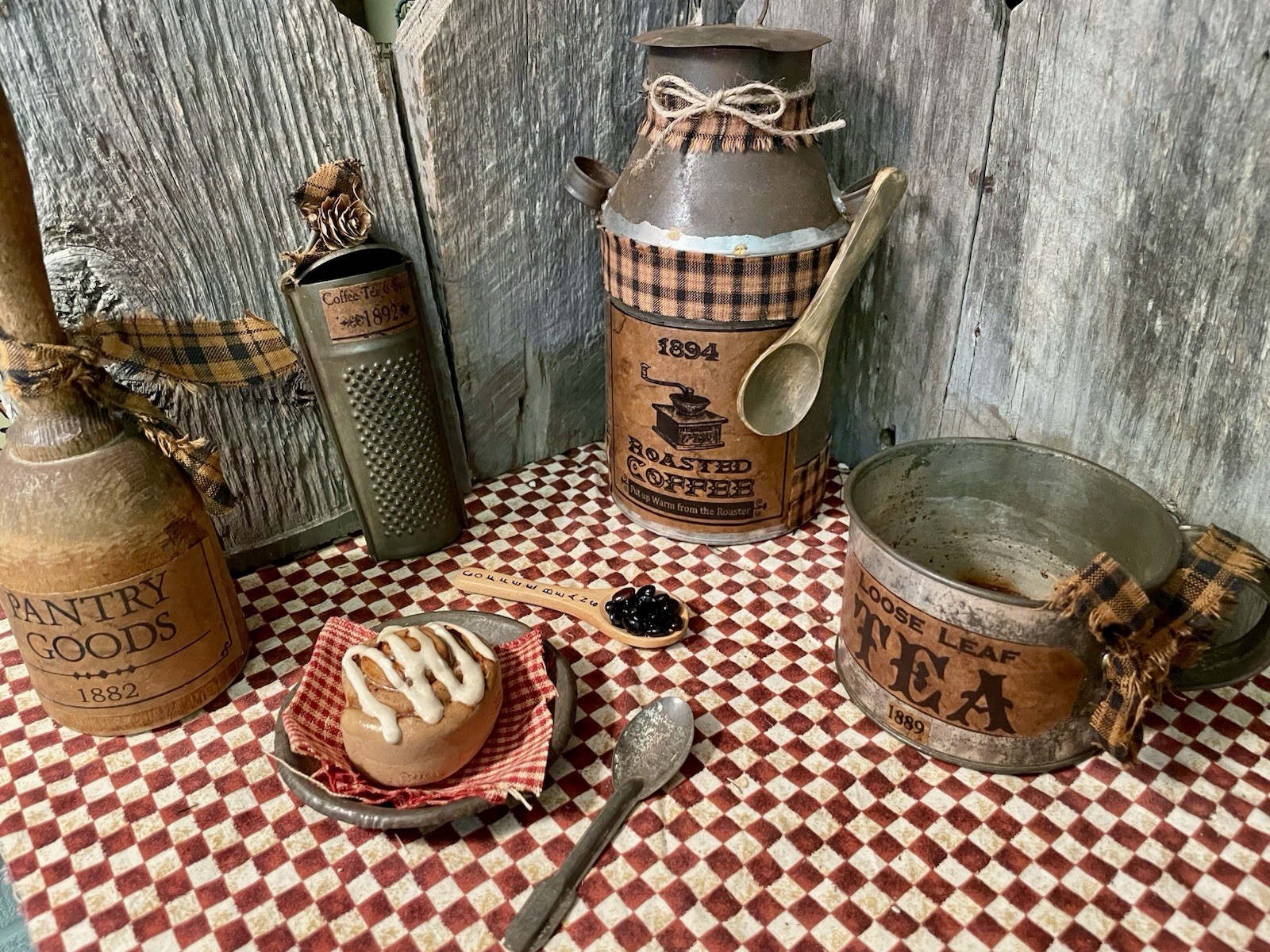 VTG PRIMITIVE FARMHOUSE Decor REPURPOSED MILK CAN “ROASTED COFFEE + SPOON