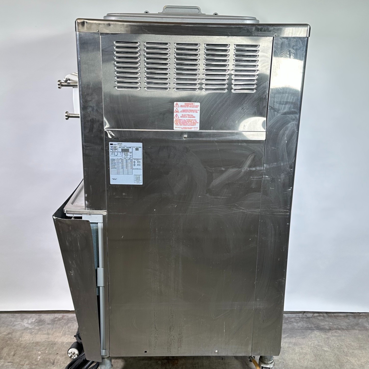 Taylor 794-33 Soft Serve Ice Cream Maker 3 Phase 208–230V (Water Cooled)