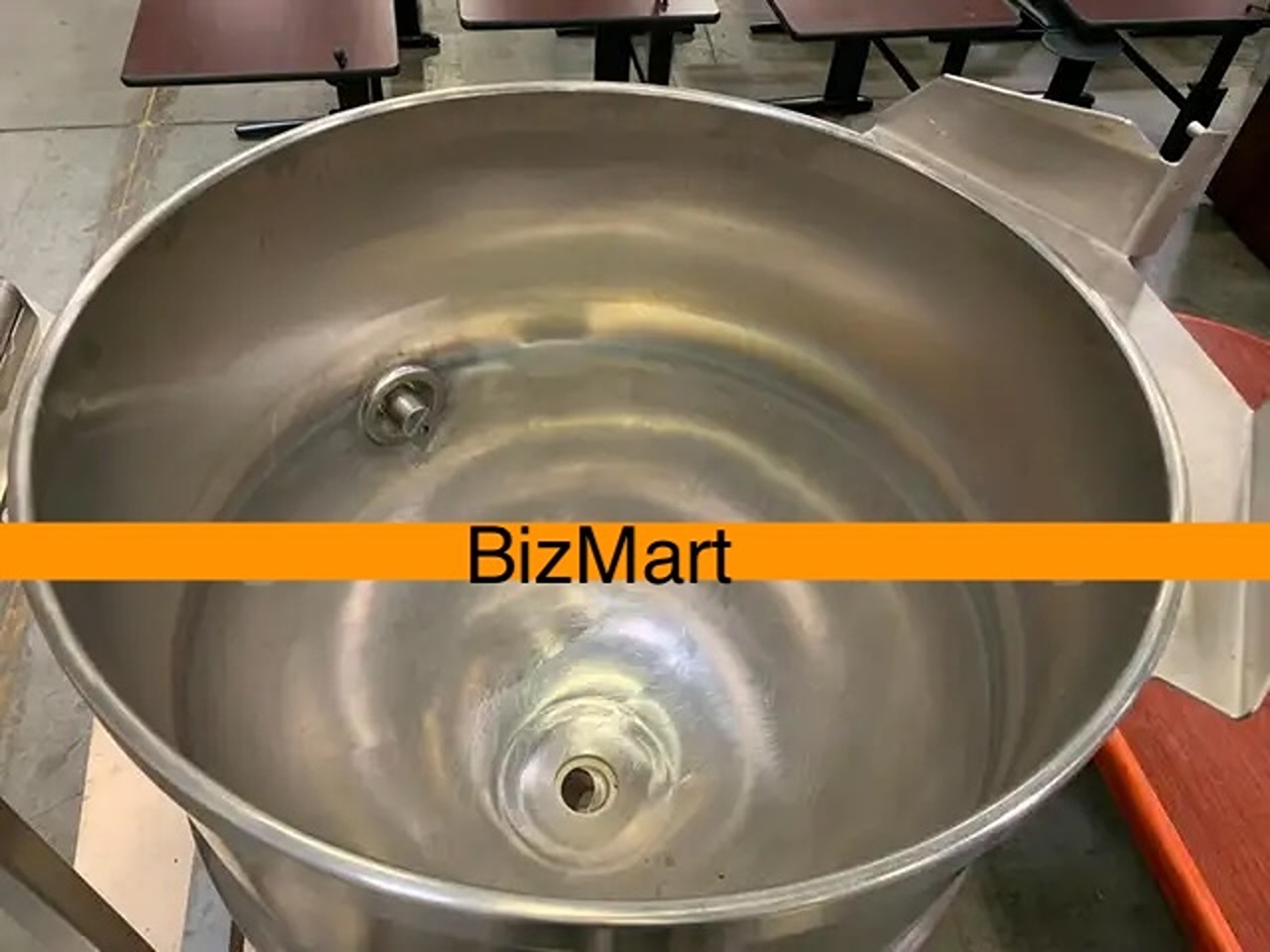 Cleveland 100 GN Agiatator Kettle & 1000 LB Cook Chill Tank W Controller