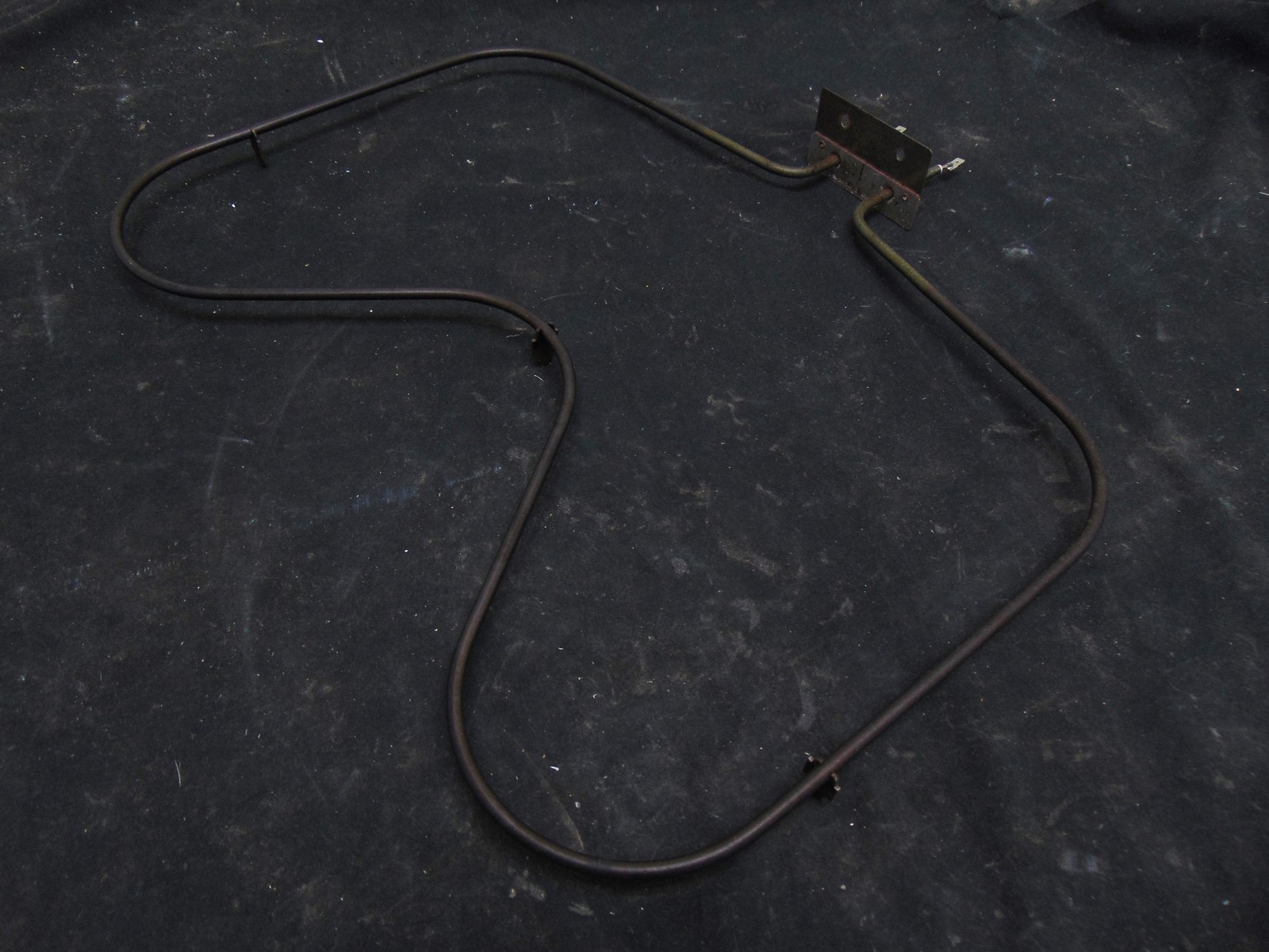 Amana Electric Range AER6303MFS0 Bake Element W11182108