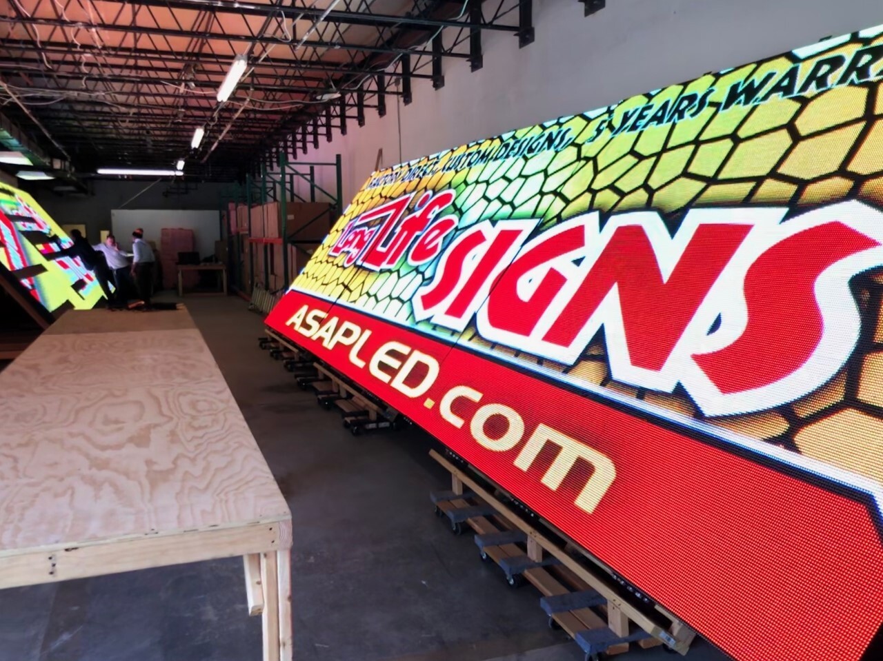 LED Sign Outdoor Board Full Color Programmable 57 in x 38 in – Made in USA