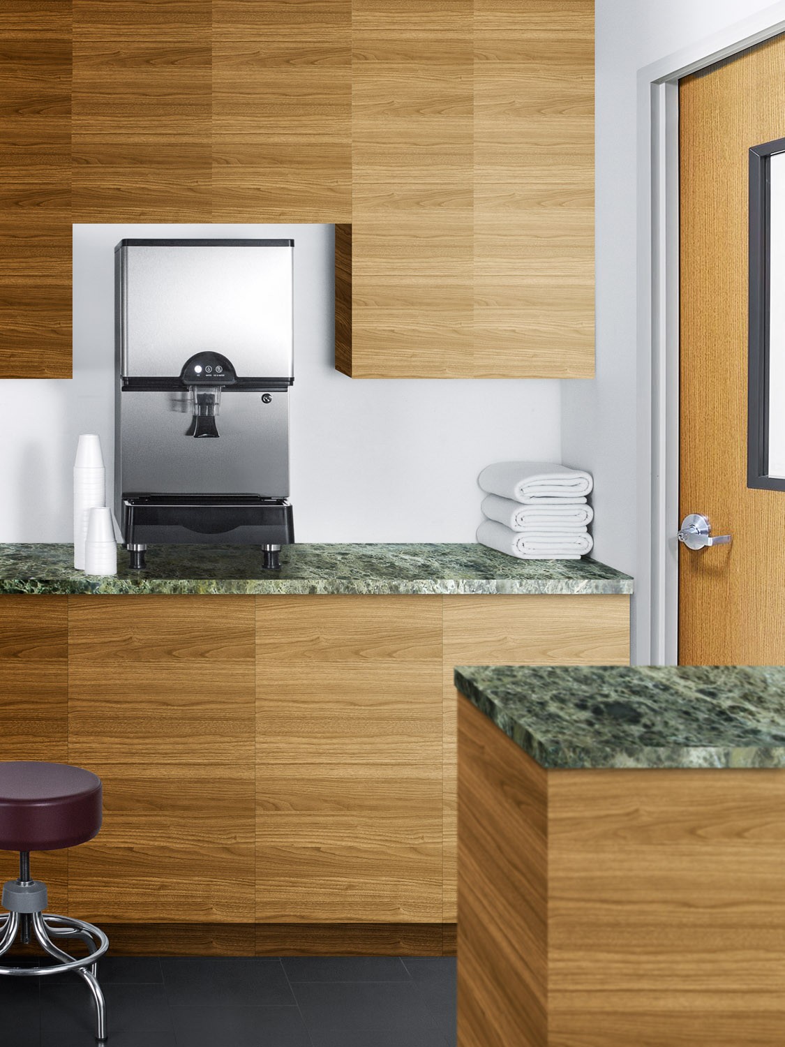 Summit AIWD282FLTR 17″W Countertop Commercial Ice and Water – Stainless Steel