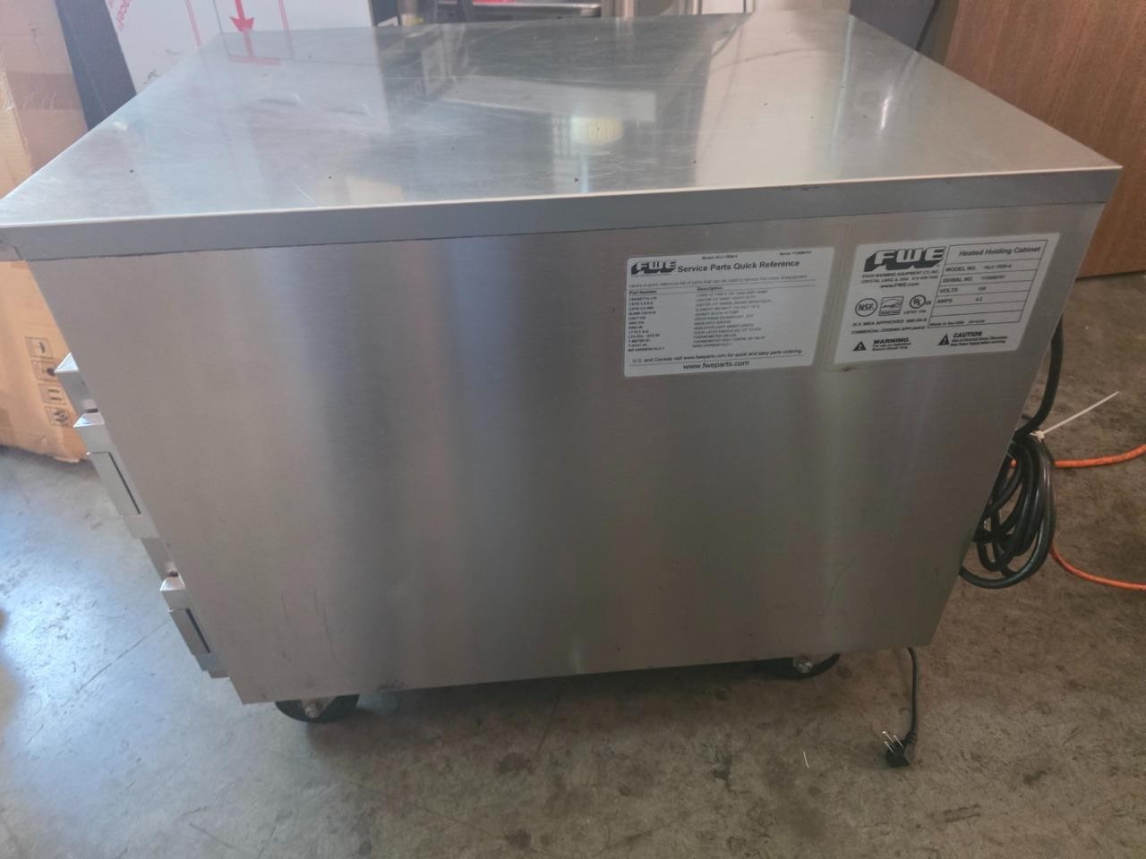 FWE HLC-1826-4P Countertop Insulated Stationary Heated Cabinet 4 Pan 120V Analog