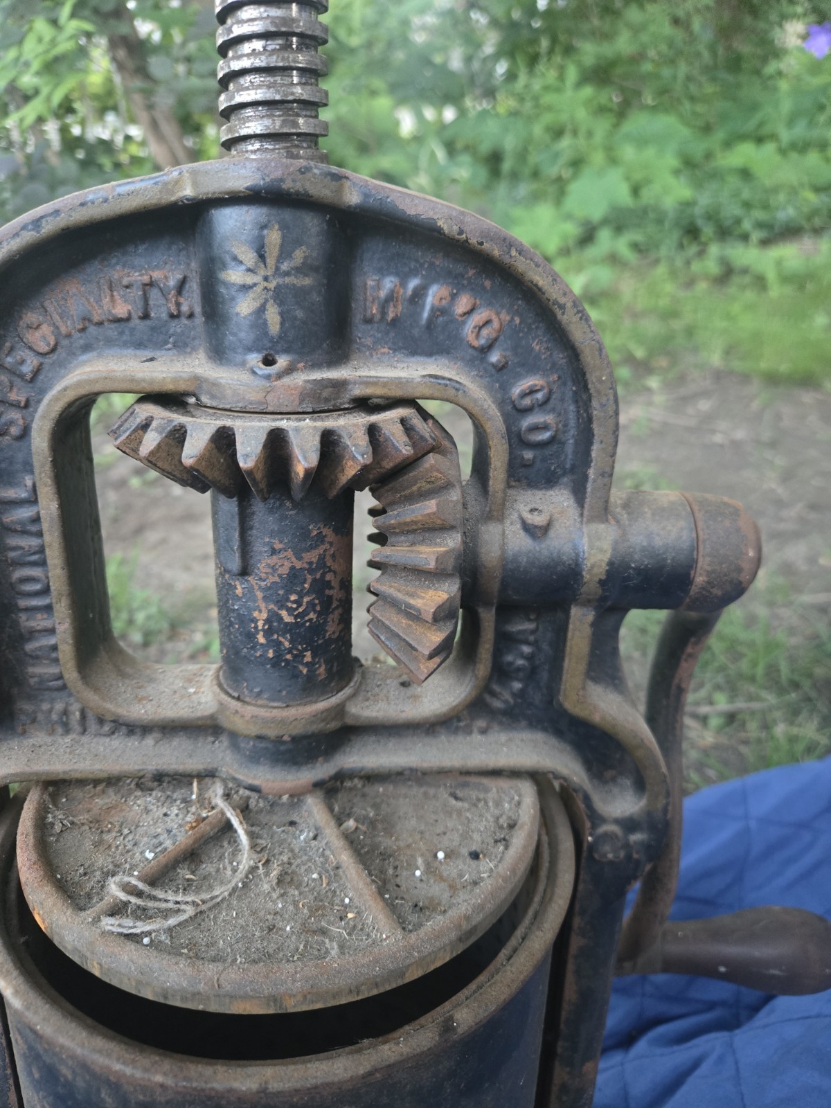 Antique Cast Iron National Specialty 4qt Sausage Stuffer Fruit Press USA