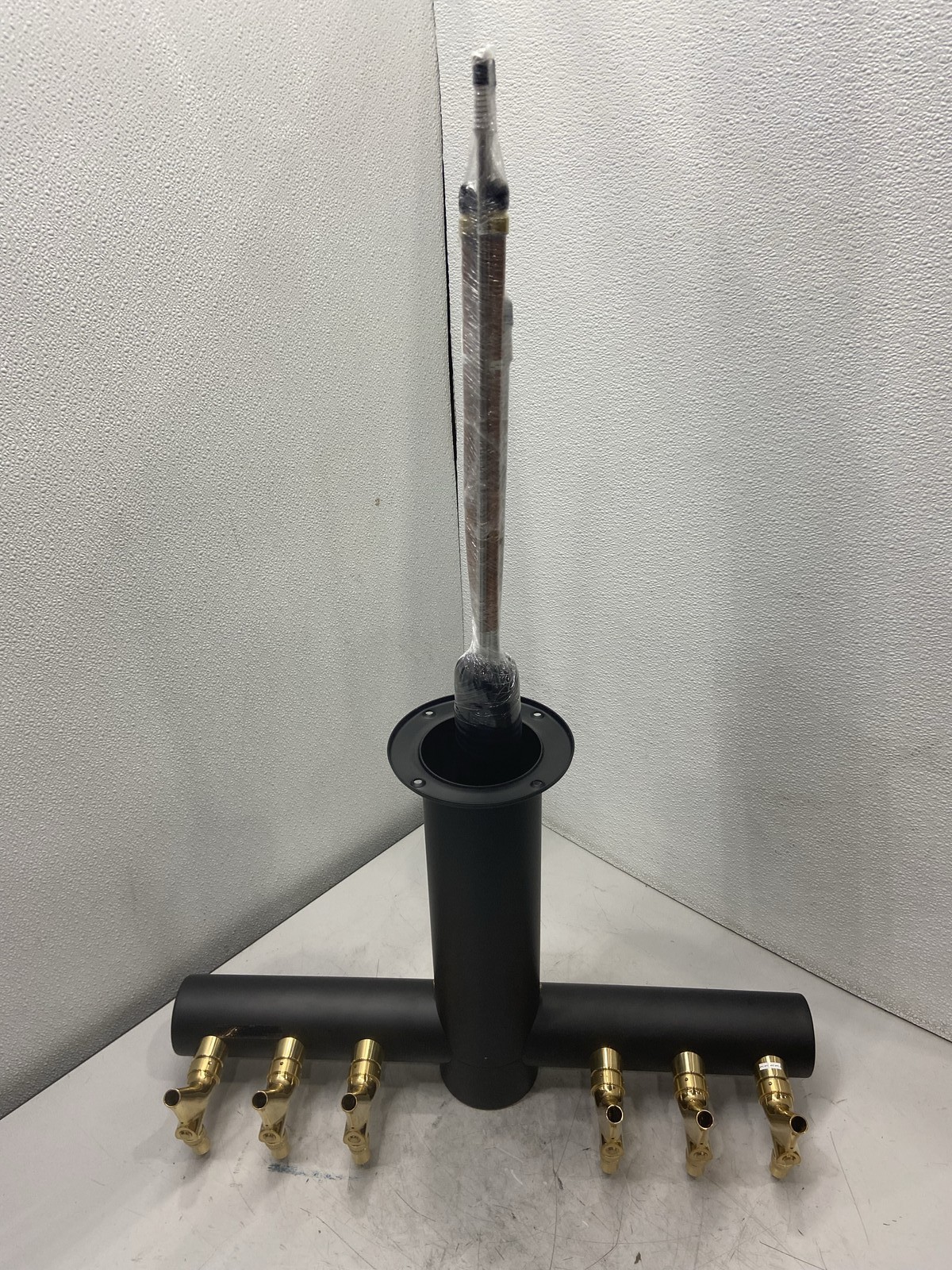 Micro Matic Metropolis “T” Tower 6 Faucet Powder Coat Matte Black METRO-T-6MBKR