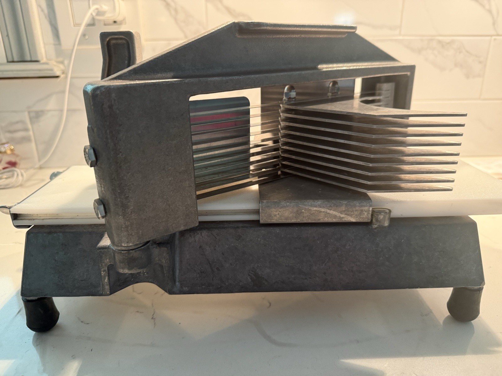3/16″ Tomato Cutter Nemco 55600-2 Counter Top Manual Push Pull Slicer #5092