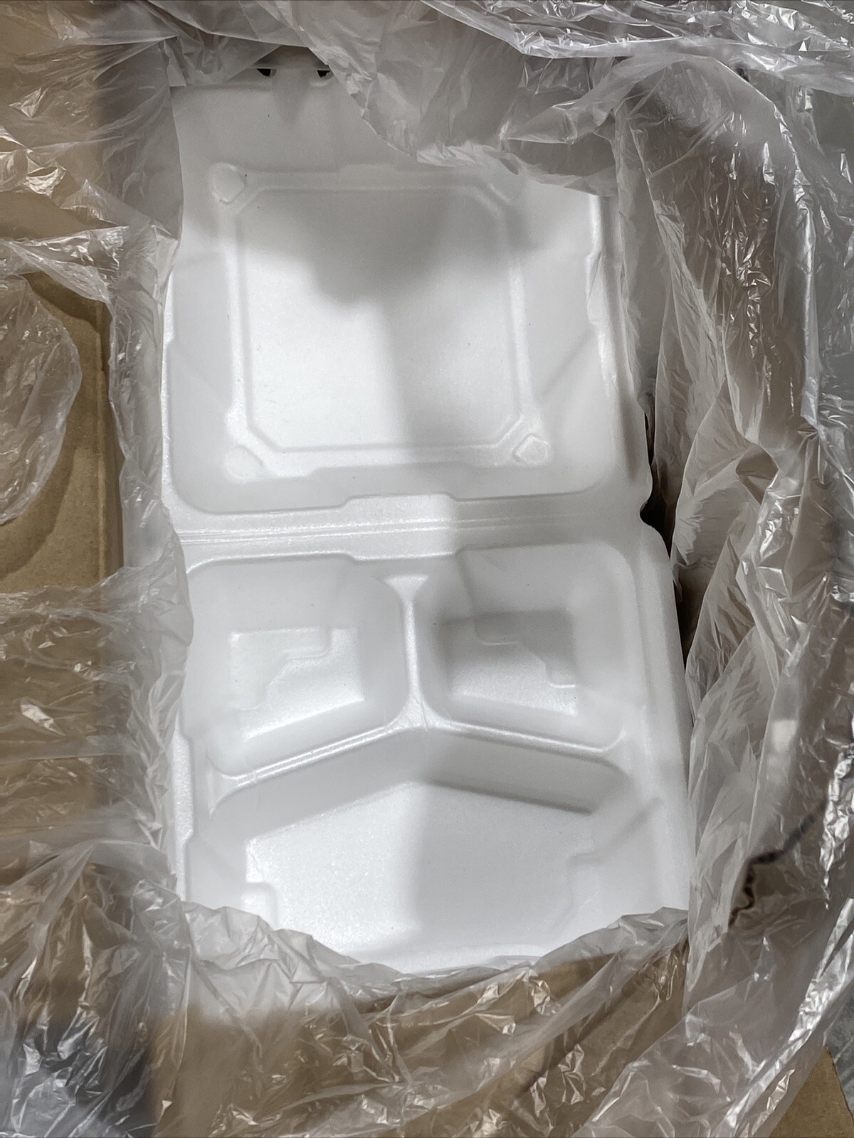 9″ x 9″ x 3 1/4″ White Foam Three Compartment Square Take Out Container-150Count