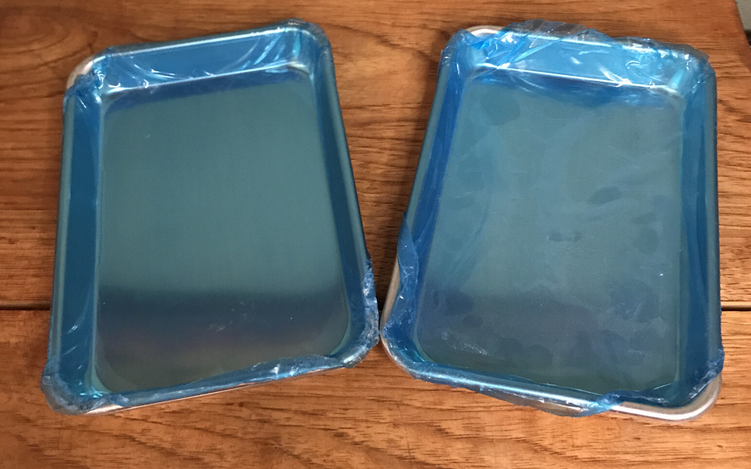 2 Baker’s Mark Eighth Size 6 1/2″ x 9 1/2″ Wire in Rim Aluminum Bun Pan Sheet