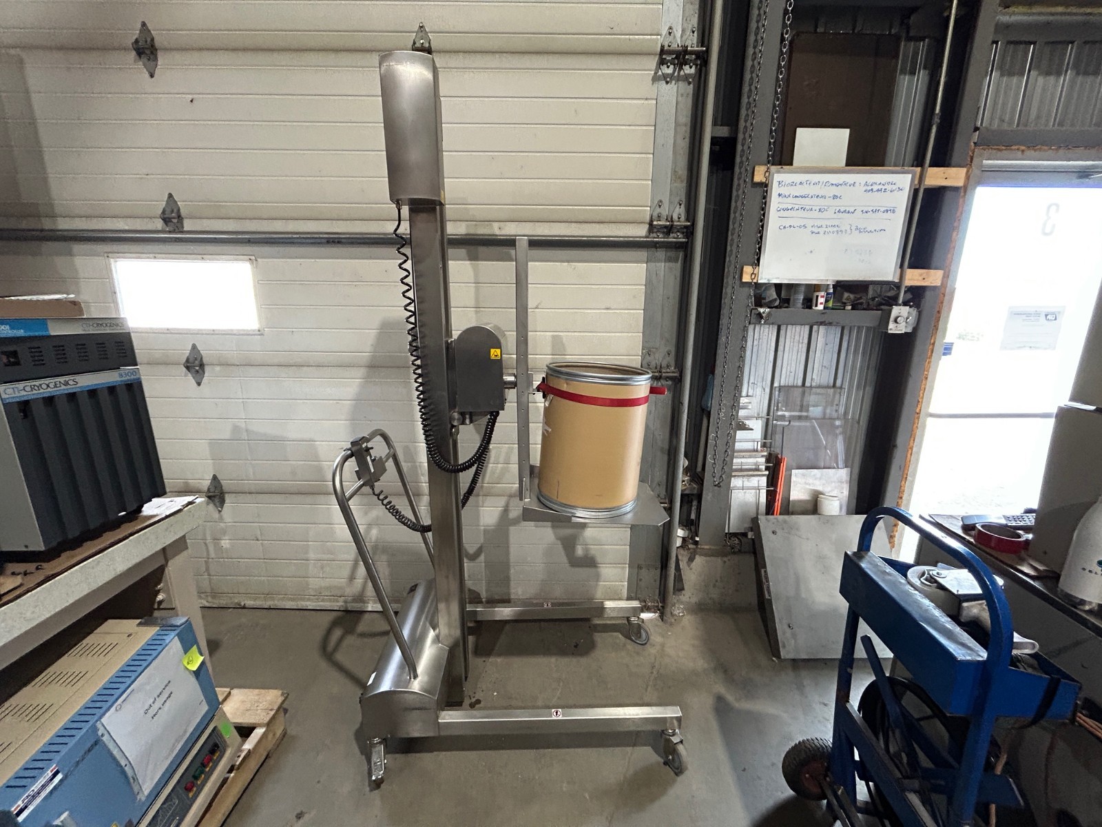 80 Kg (175 lbs) capacity Stainless steel drum lifter / inverter