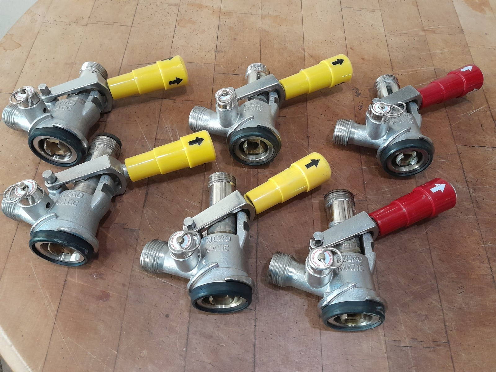 6 Micro Matic Keg Couplers 2 Red Handle 4 Yellow & 2-Regulators All Compatible