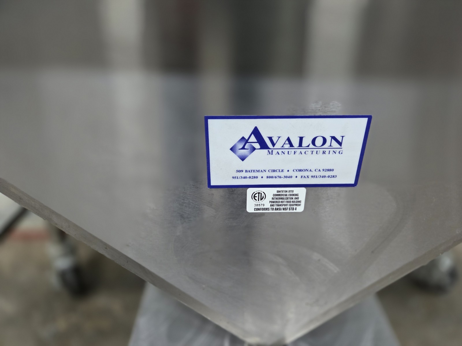 Avalon Manufacturing DXSS 16″ x 36″ x 30″ Stainless Steel Screen Drain