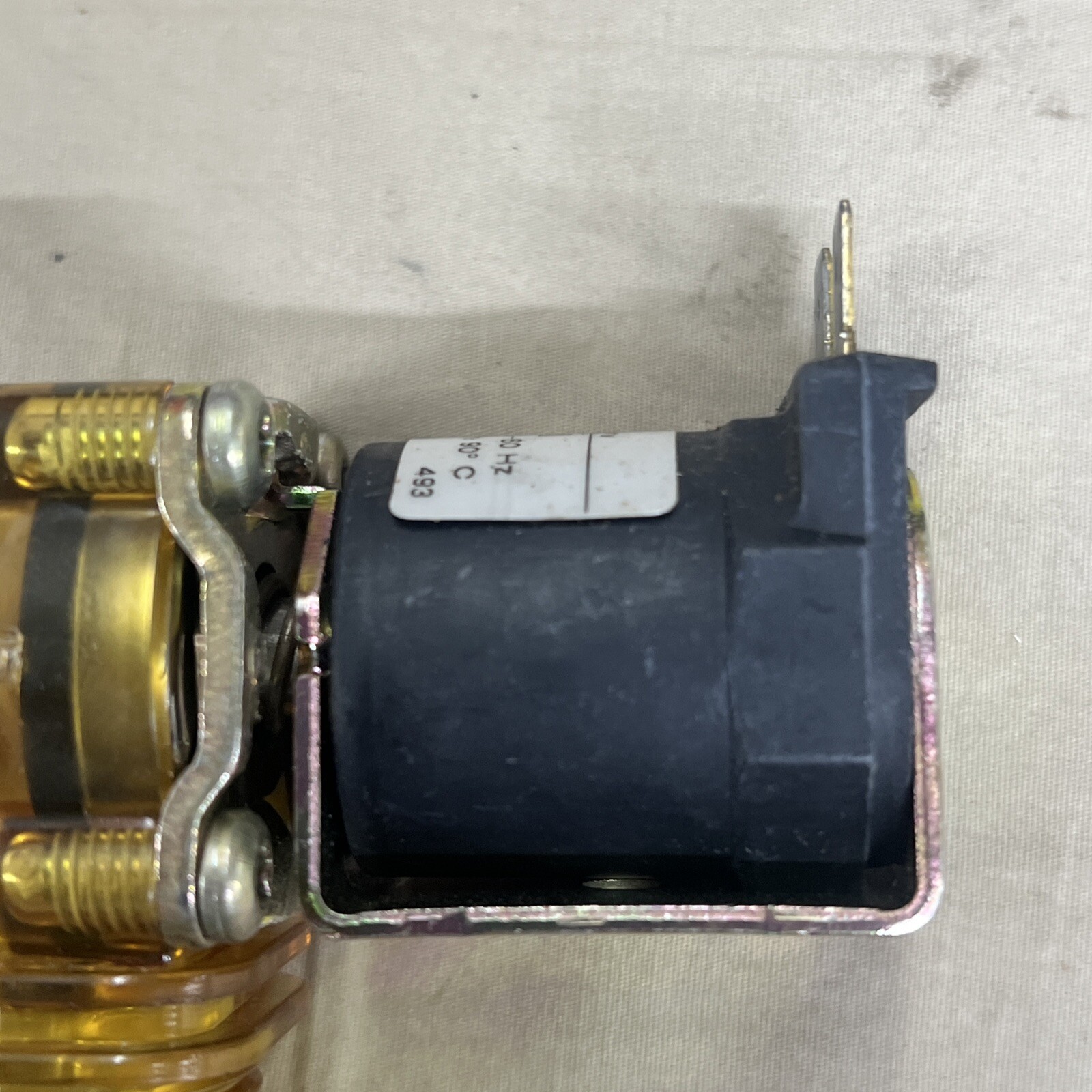 AUK MULLER DISPENSE SOLENOID VALVE 24V 50-60 Hz 65206 493