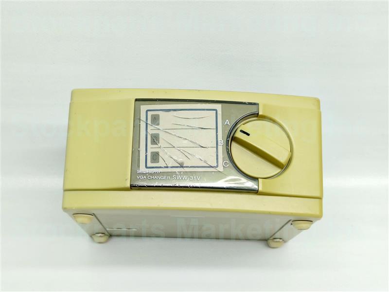 Sanwa Supply SWW-31V SWW31V VGA Changer 30 Days Warranty Expedited Shipping
