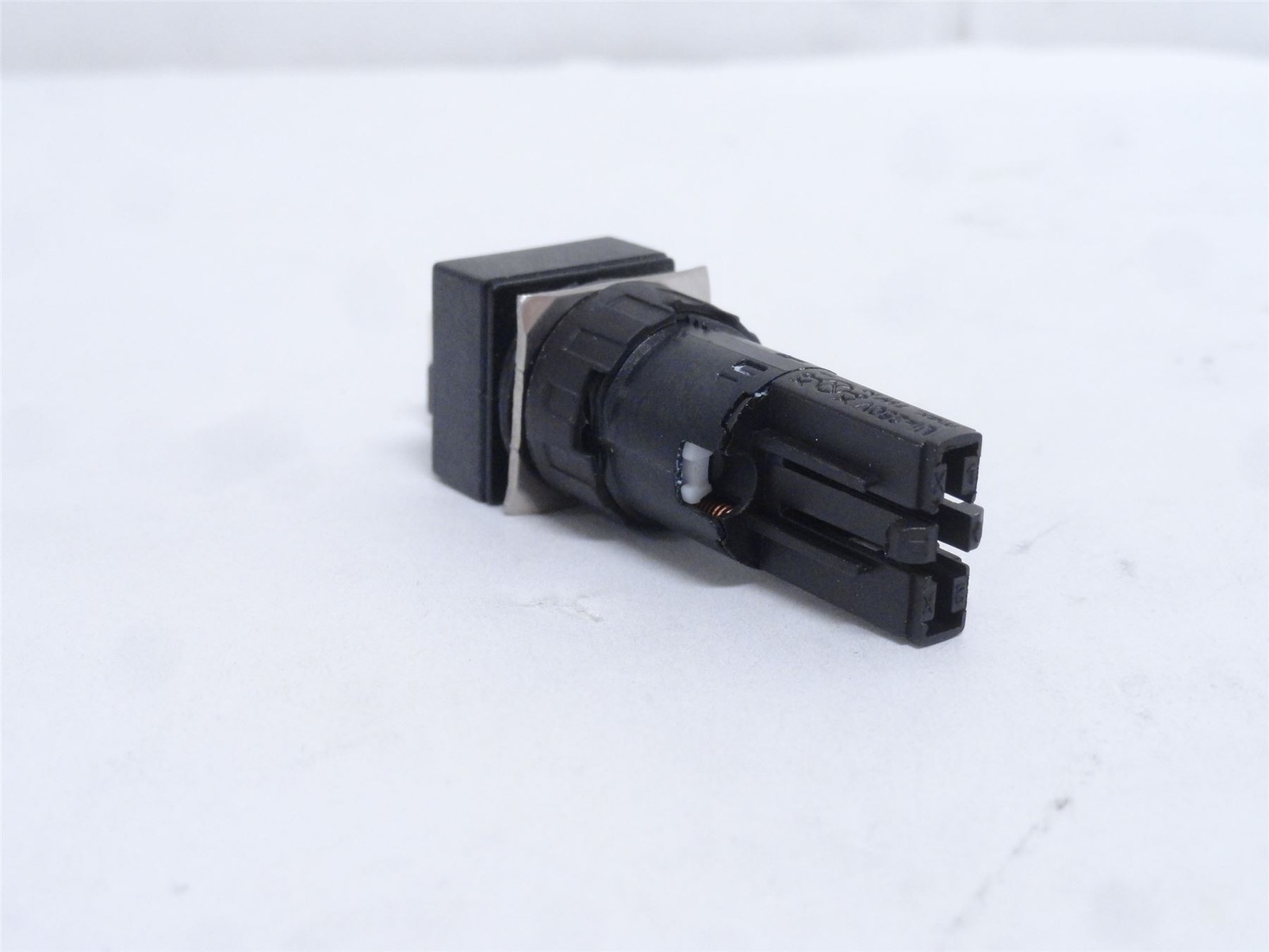 251932 New-No Box; Marel 4265809 Switch For Delford Labeler; HD