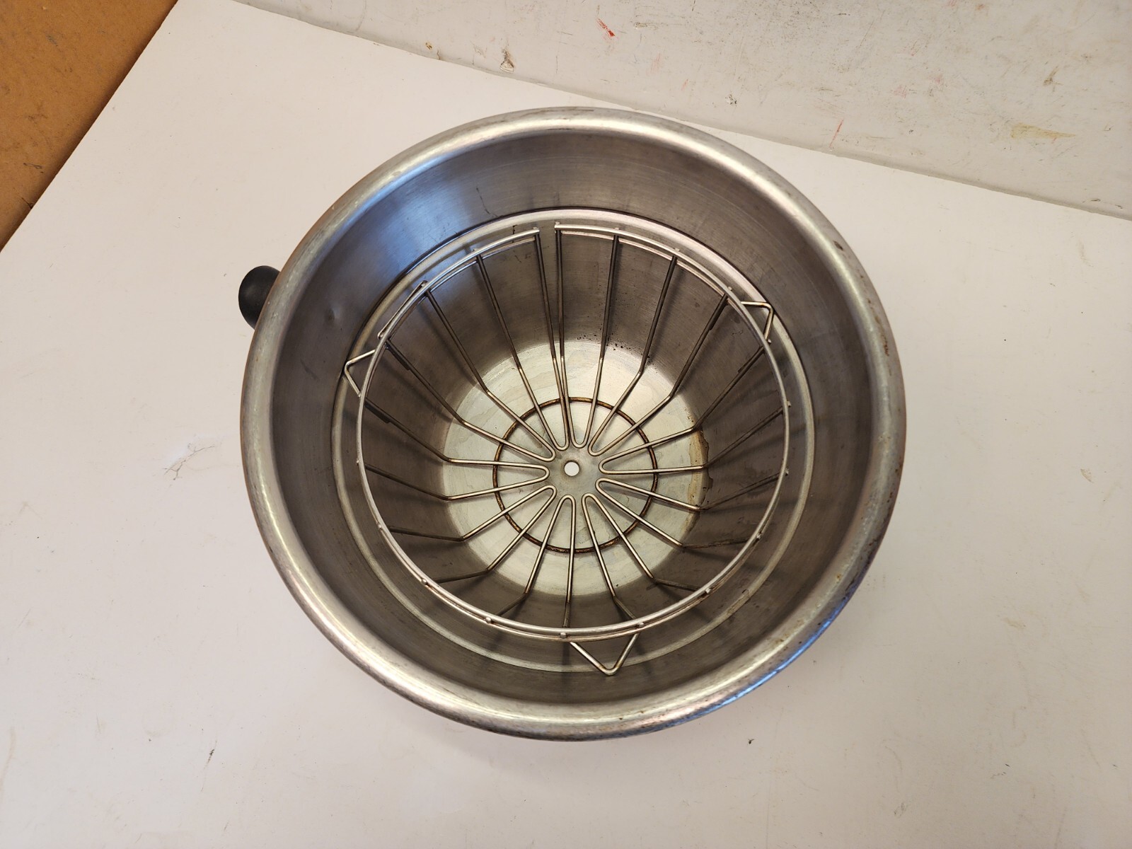 Wilbur Curtis Brew Cone Assembly Funnel WC-3311 W/Wire Insert Free Shipping
